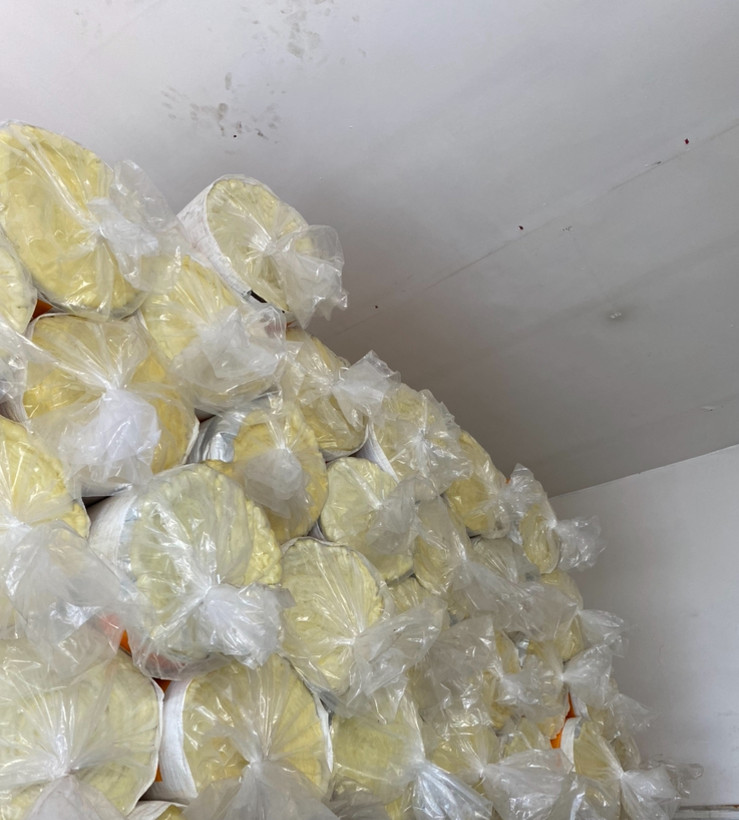 پشم شیشه دانسیته 14 ضخامت 5 سانت