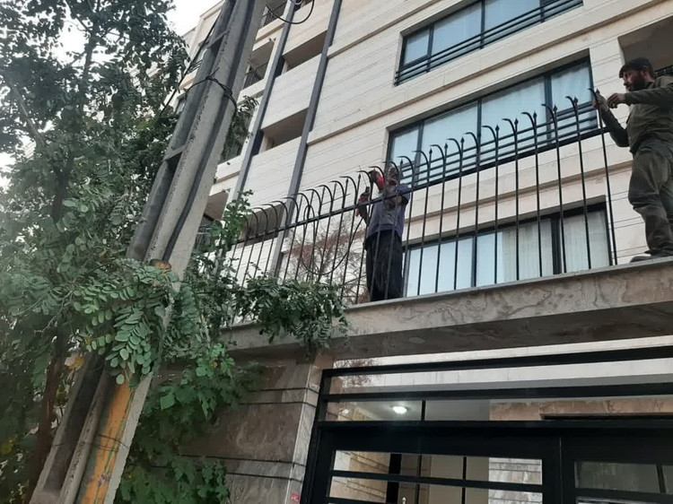 حفاظ نرده آبشاری